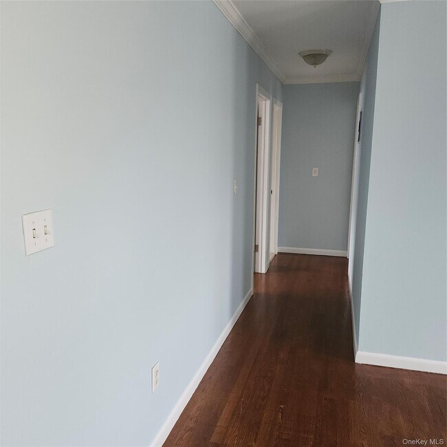 Building Photo - 90 Hildreth Pl
