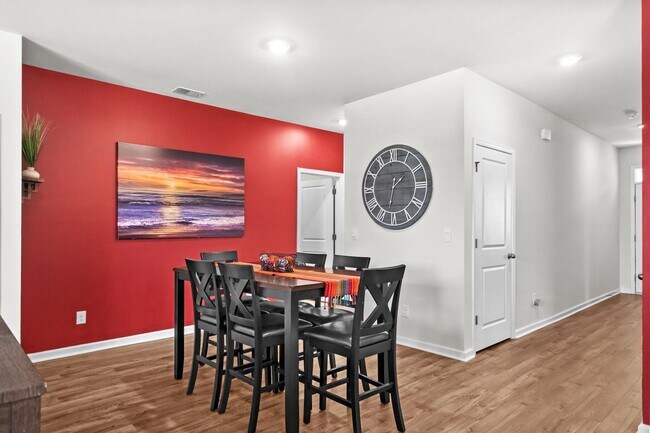 Building Photo - 3927 Nandina Ct