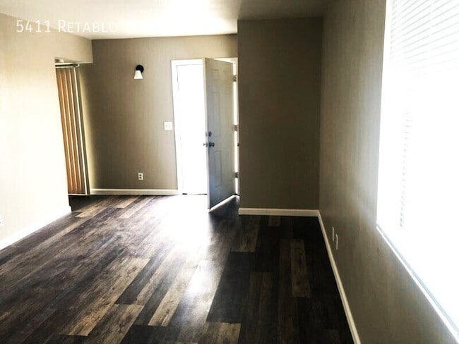 Building Photo - 5411 Retablo Ave