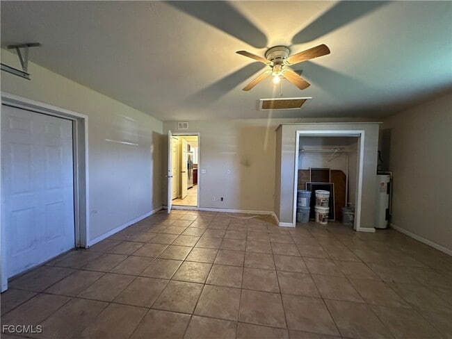 Building Photo - 8069 Anhinga Rd