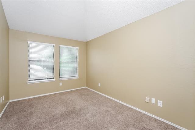 Building Photo - 837 Foxridge Dr