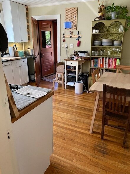 Building Photo - 44 Webster St