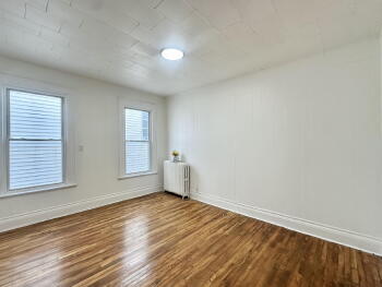 Building Photo - 130 5th Ave