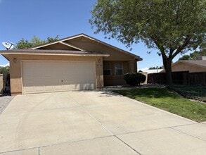 Building Photo - 3190 Wingate Meadows Dr NE