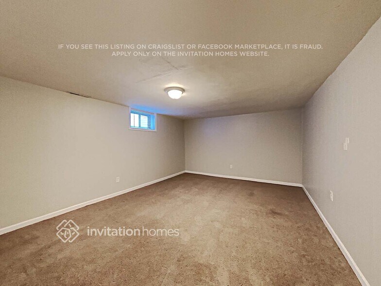 Building Photo - 8011 Stuart Pl