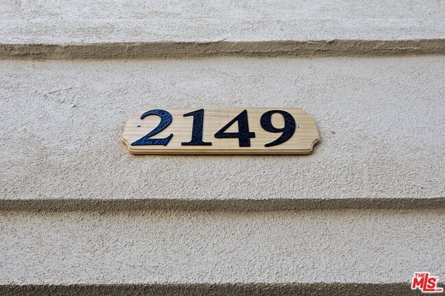 Building Photo - 2149 Glendon Ave