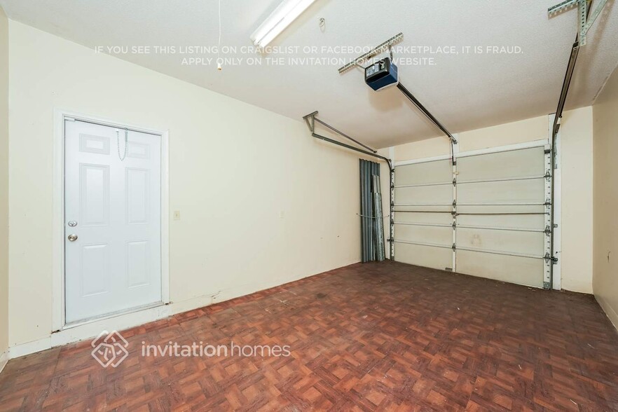 Building Photo - 5105 Buchanan Rd