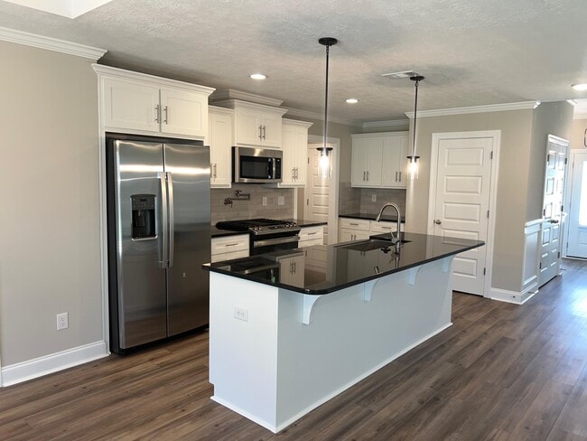 Building Photo - 7161 Paisley Cir