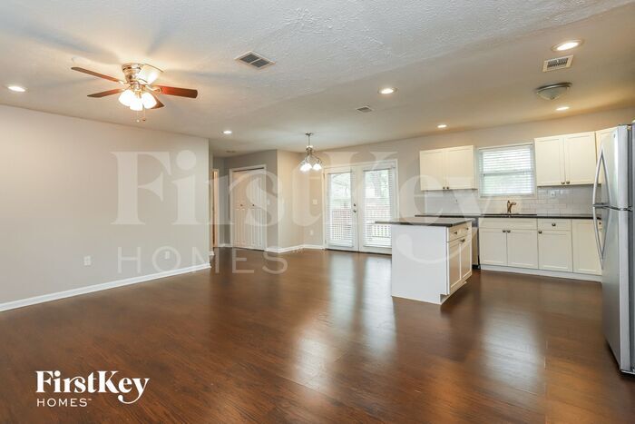 Building Photo - 1644 Freedom Valley