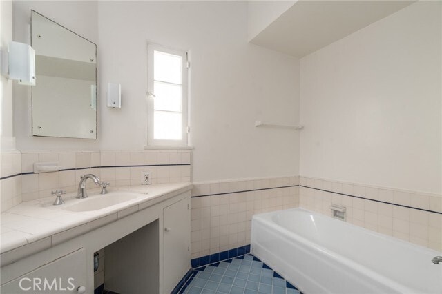 Building Photo - 3136 Griffith Park Blvd