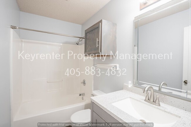 Building Photo - 3 Bed | 2 Bath in Owasso!