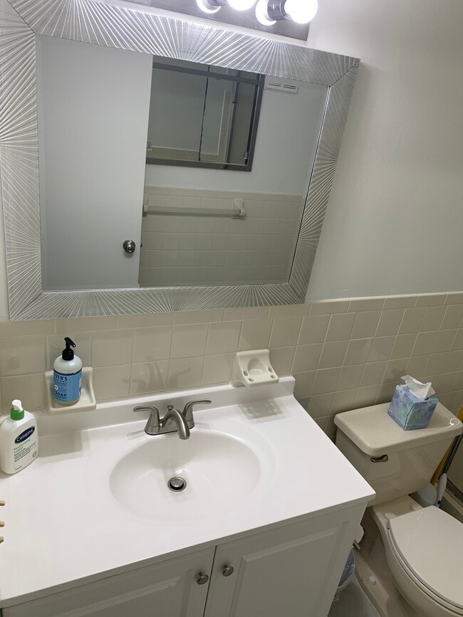 Building Photo - 2292 Costa Rican Dr