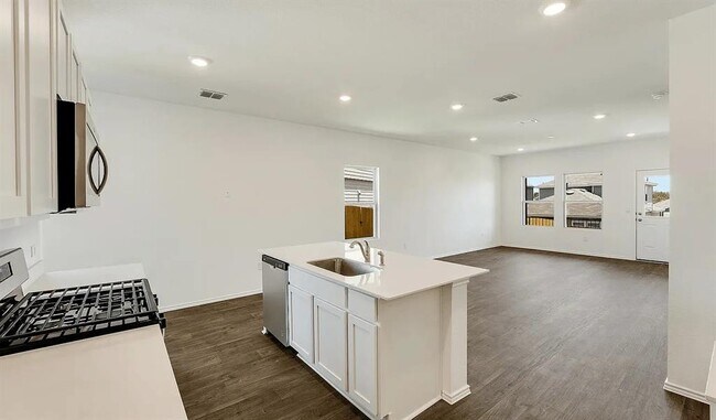 Building Photo - 12314 Silversmith Ln