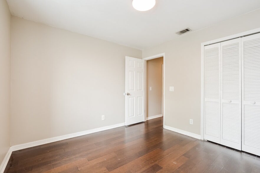 Building Photo - 628 Wechsler Cir