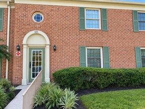 Building Photo - 606 Georgetown Dr