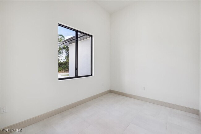 Building Photo - 1707 McKinley Ave