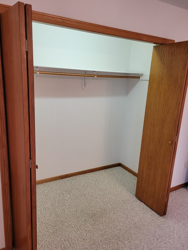 Large closet in main bedroom - 153 Jennifer Ln