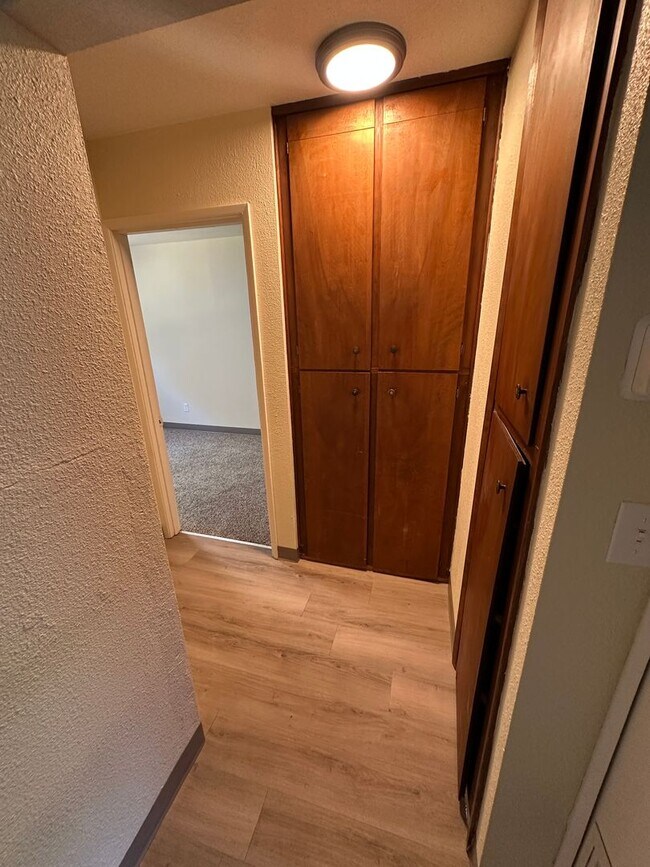 Building Photo - (474) 15th Street Apartments - 2 Bedroom /...