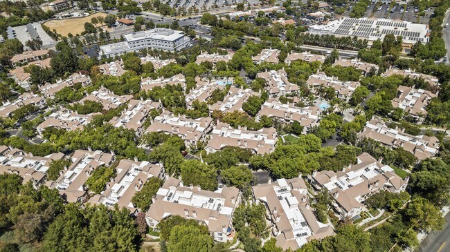 Building Photo - 24145 Del Monte Dr.