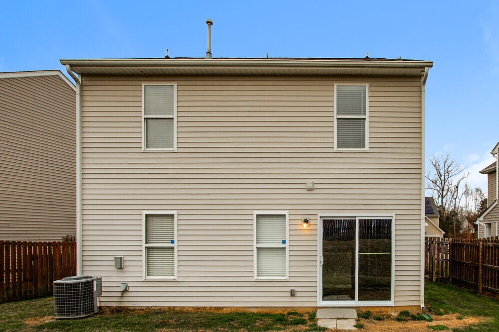 Building Photo - 9332 Macquarie Ln