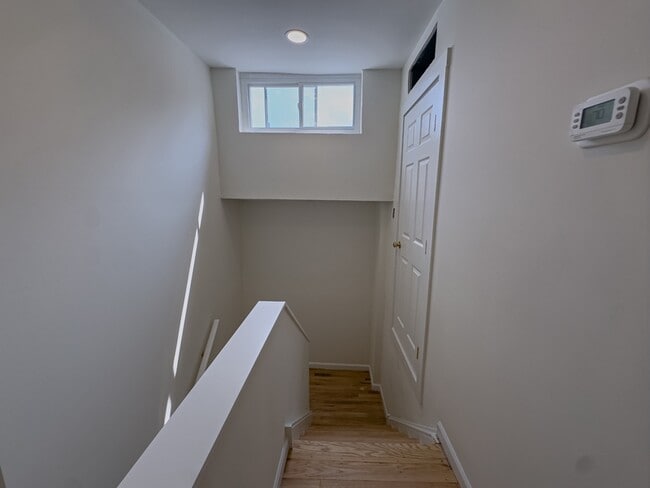 Building Photo - 2038 Wallace St