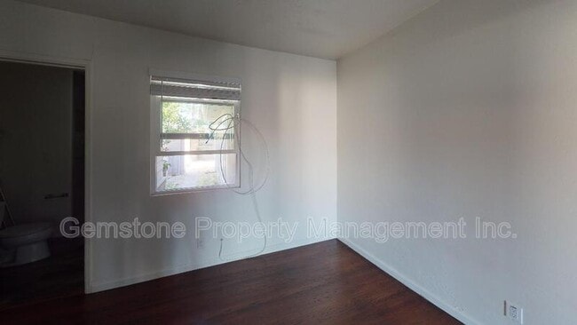 Building Photo - 6203 Mesita Dr