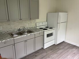 Building Photo - 5614 Madonna Cir