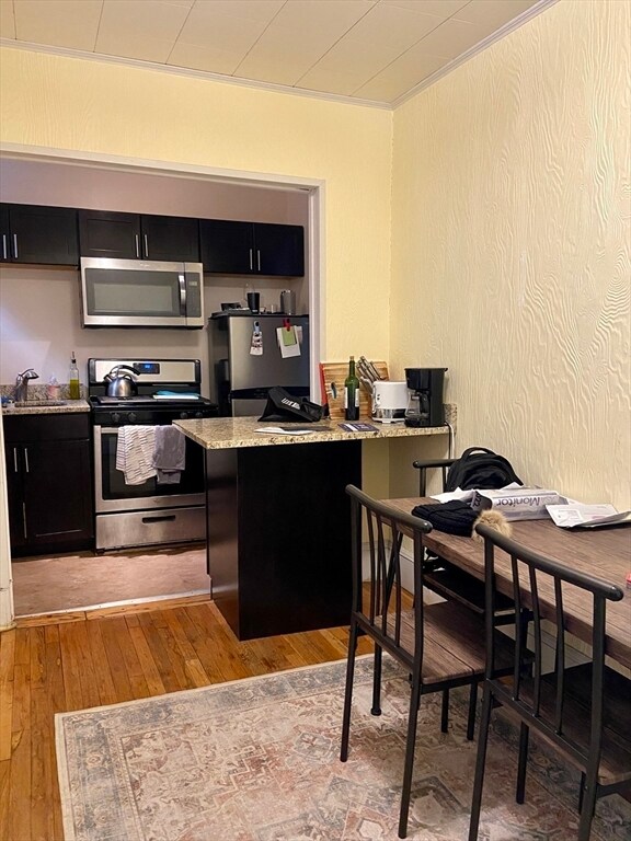 Building Photo - 97 West Cedar St