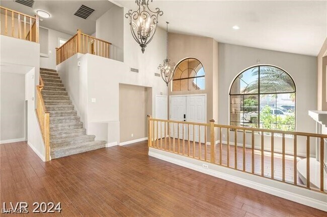 Building Photo - 3916 Varallo St