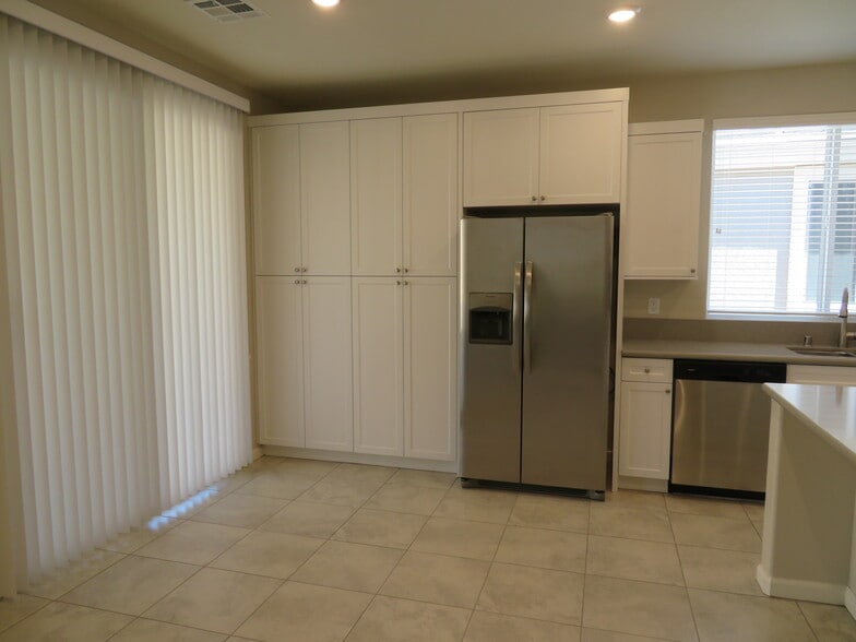Additional pantry cabinets - 1301 Catalina Rdg