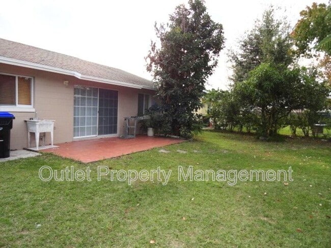 Building Photo - 11316 Zodiac Dr