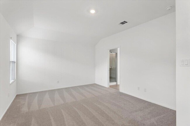 Building Photo - 316 Keefer
