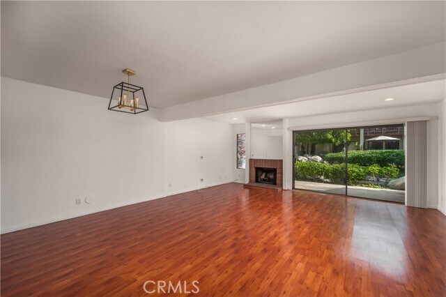 Building Photo - 5720 Owensmouth Ave