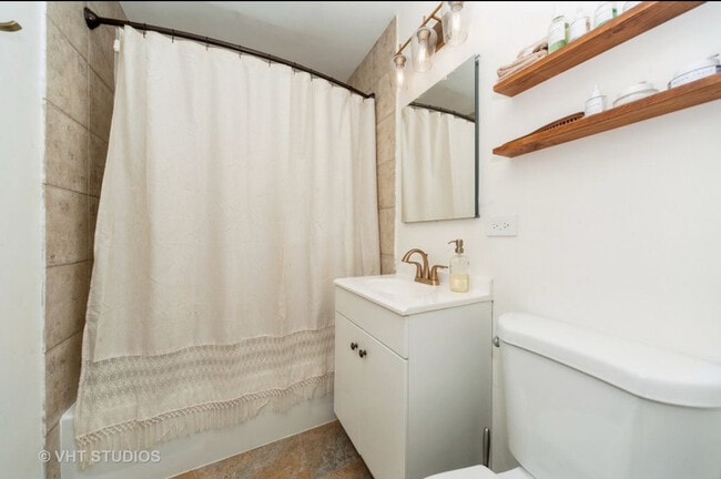 Building Photo - 1450 Sandpebble Dr