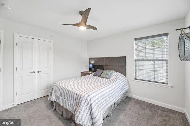 Building Photo - 10400 Del Ray Ct