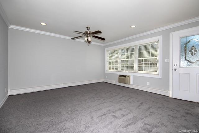 Building Photo - 65 Fairfield Way
