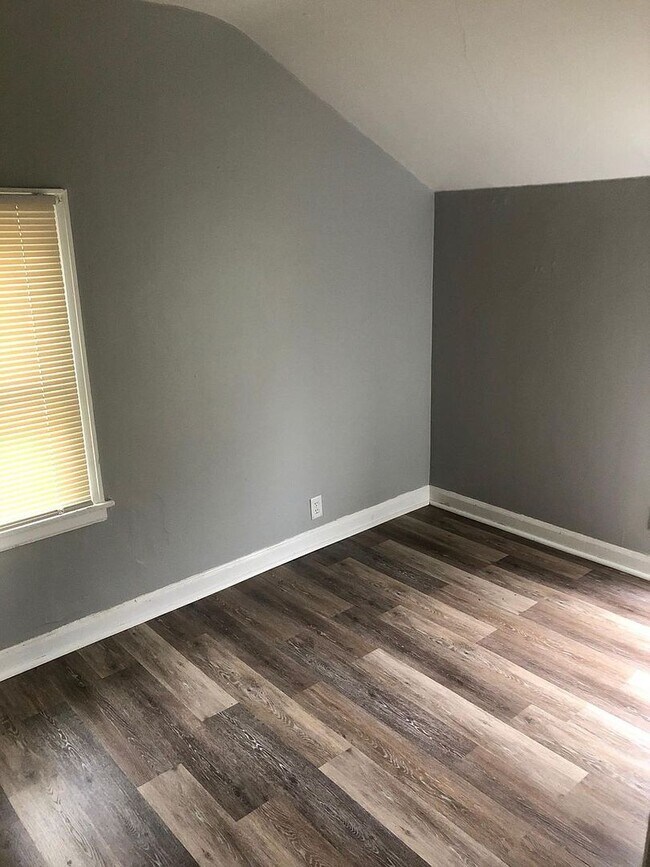 Building Photo - 4228-4230 N 39th St