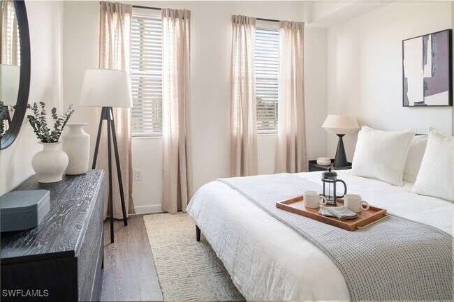 Building Photo - 3260 Stockton St