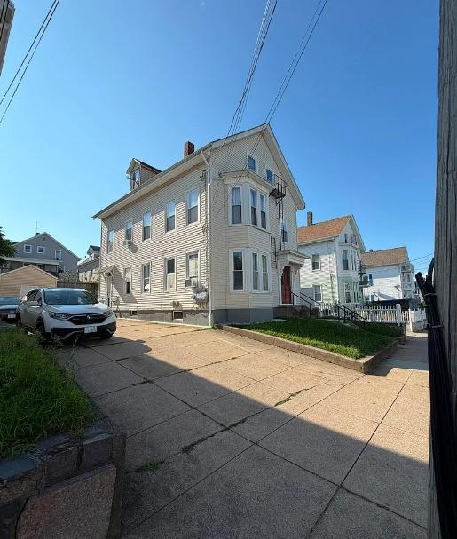 Building Photo - 36 Pine St
