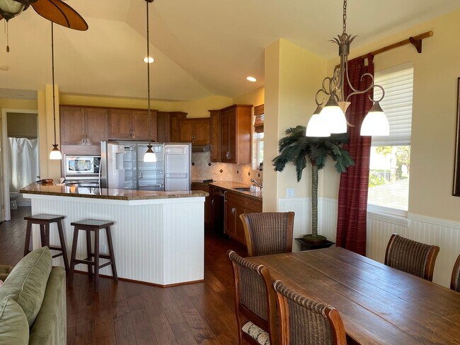 Building Photo - SOUTH MAUI BEAUTIFUL HOME WITH POOL IN MOANA ESTATES --Move in Special, month of April discounted...