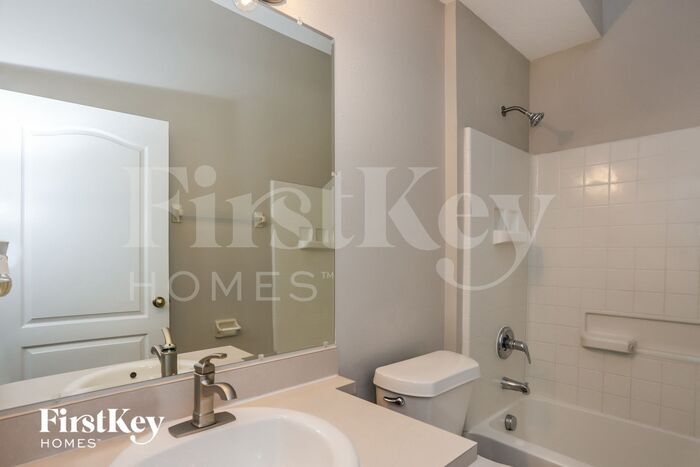 Building Photo - 928 Seminole Sky Dr