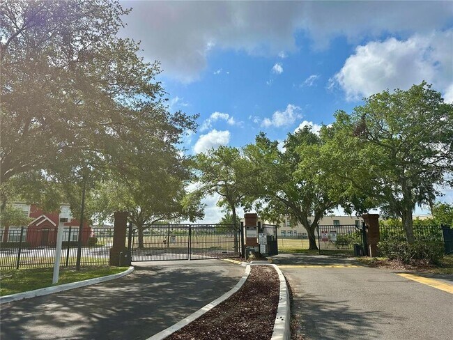Building Photo - 9602 Lake Chase Island Way