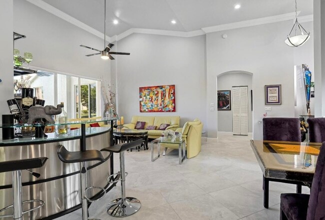 Building Photo - 7823 Bridlington Dr