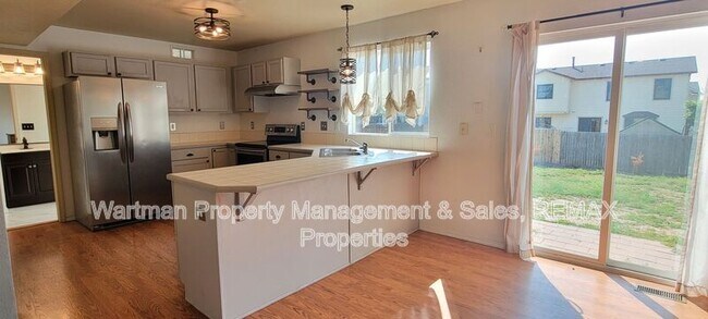 Building Photo - 3241 Viero Dr