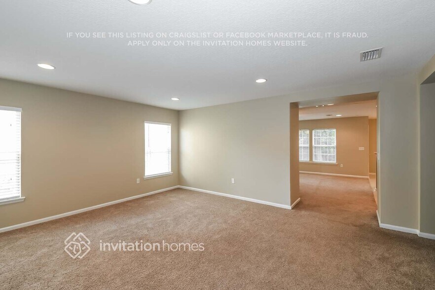 Building Photo - 12628 Pine Marsh Way