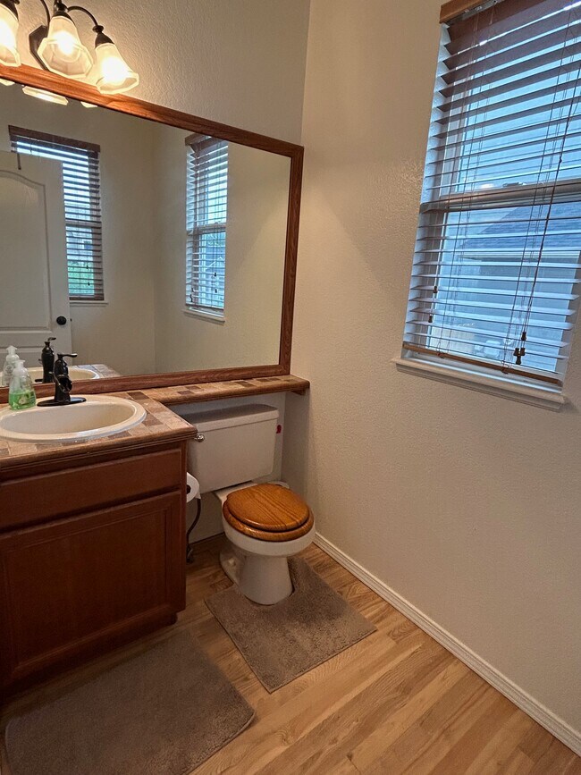 Building Photo - 7368 Prythania Park Dr