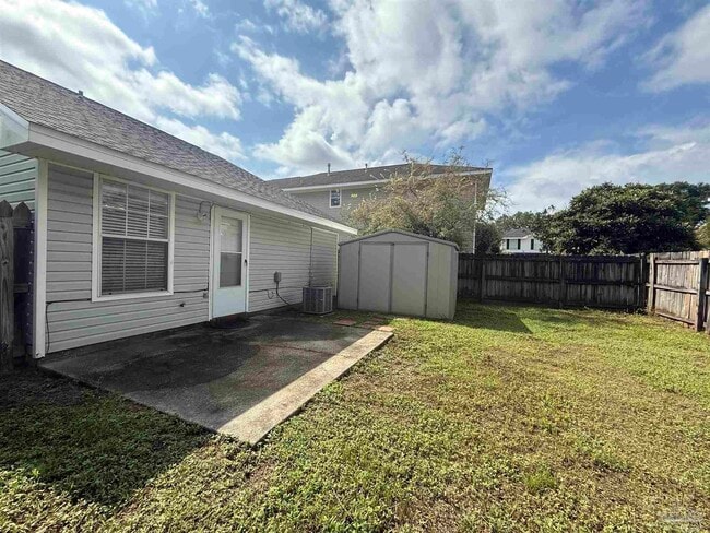 Building Photo - 6299 Cottage Woods Dr