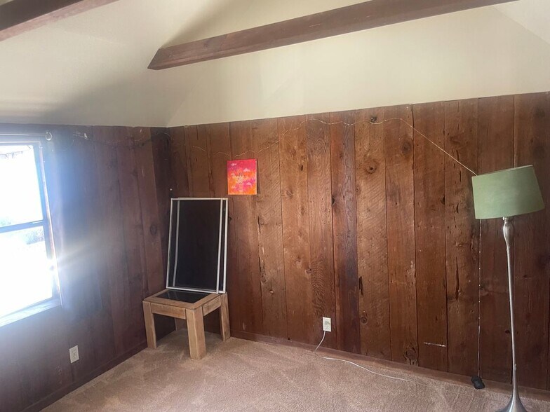 Building Photo - 315 Cypress Ave