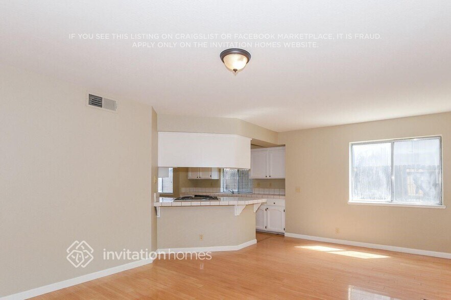 Building Photo - 8205 Silverside Dr