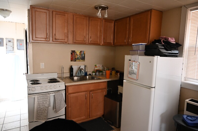 Building Photo - 851 20th St